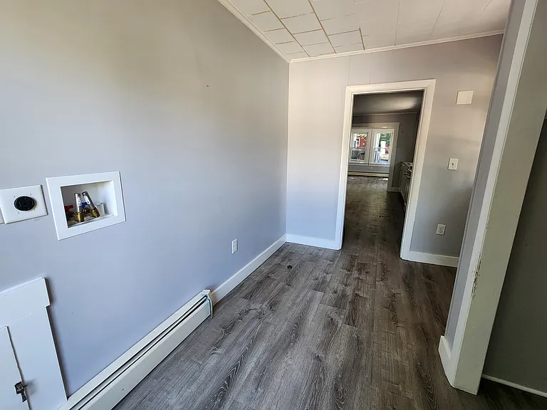 11 Mitchell Ln — Photo 1