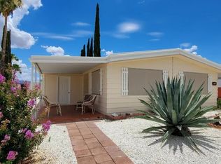 175 W Palma Dr, Green Valley, AZ 85614