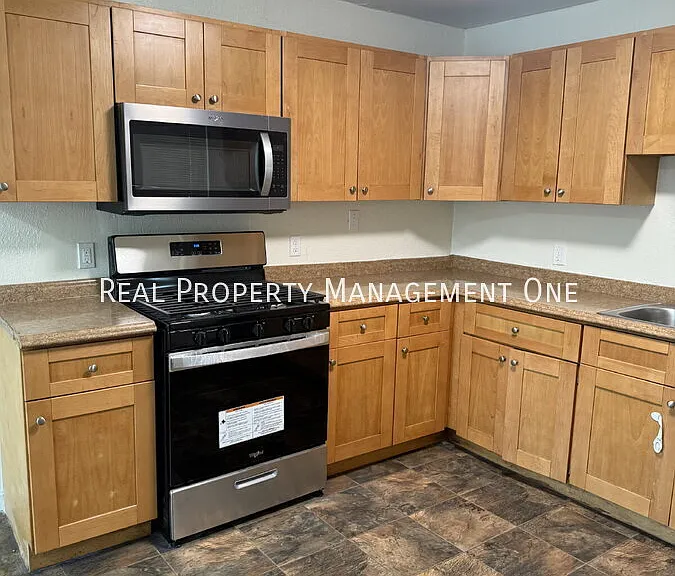 161 Sunrise Dr — Photo 16