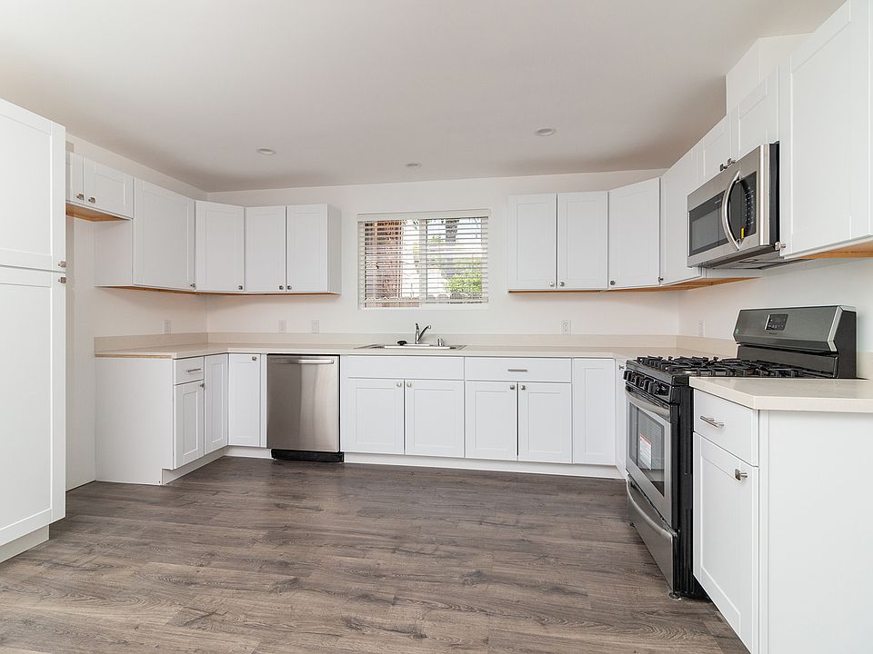 1st image of 4058 La Salle Ave APT B