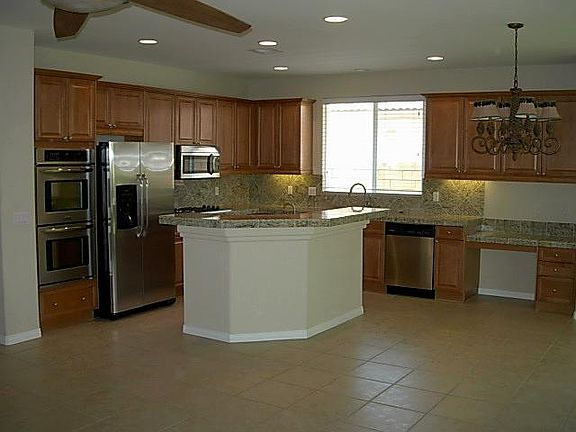 Entertainers kitchen.