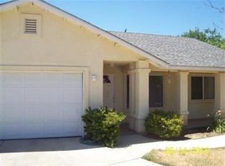 127 Lynn Ct, Sanger, CA 93657