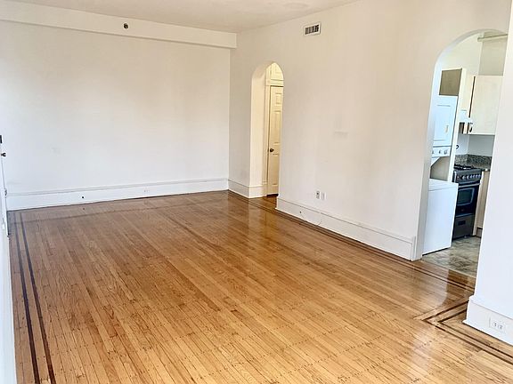 4th image of 1530 Spruce St #82A