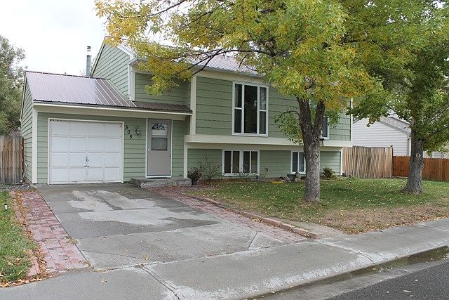 1st image of 505 Spire Dr