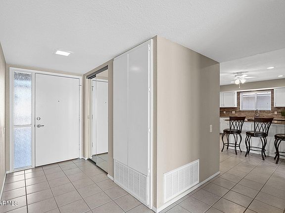 4th image of 965 LEISURE WORLD --