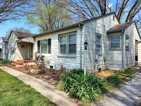 1247 E Bennett St