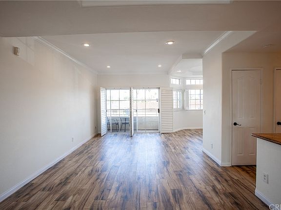 2nd image of 4455 Hazeltine Ave APT 202