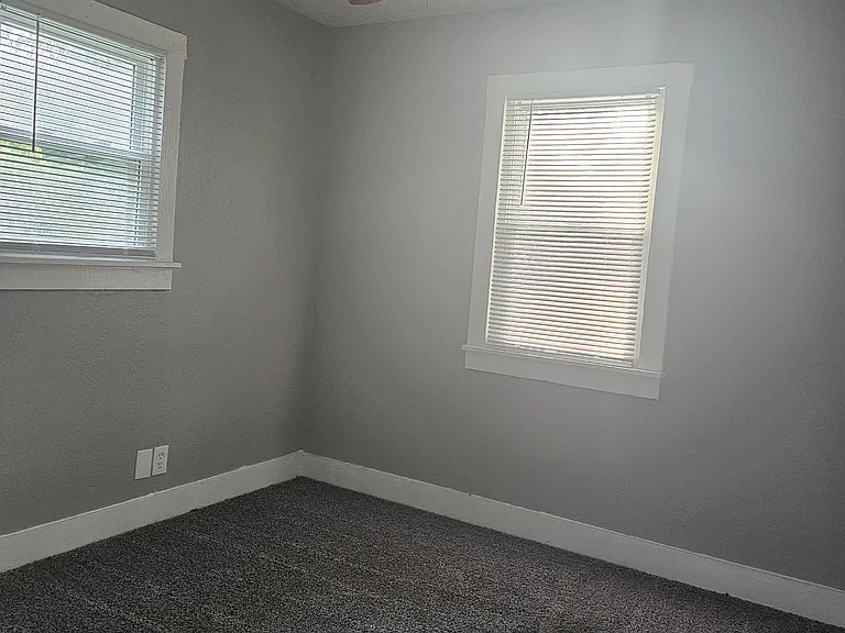 6804 Twin Dr — Photo 6