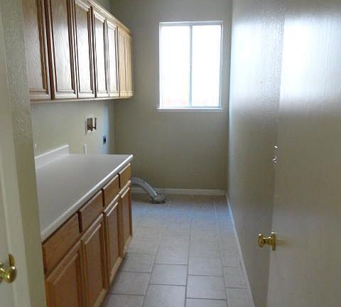 4th image of 1906 Germain Ln