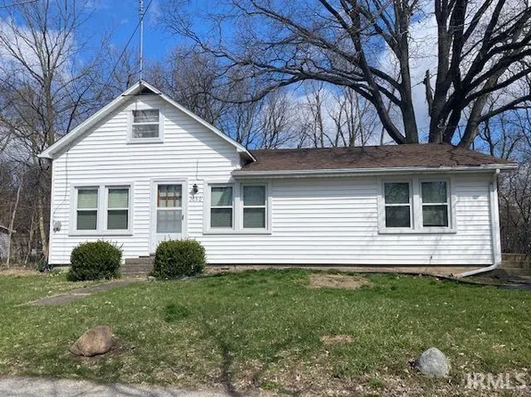 2030 W Long Lake Rd, Pleasant Lake, IN 46779