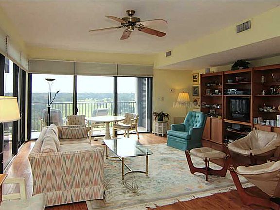 5th image of 6 Belleview Blvd APT 803