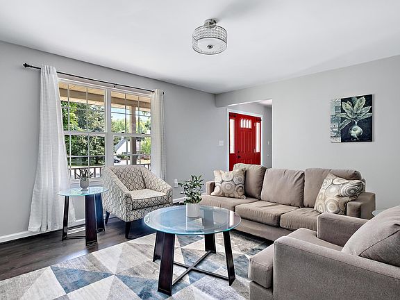 4th image of 1702 Frederick Rd