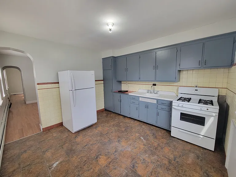 733 N 9th St #2R — Photo 5