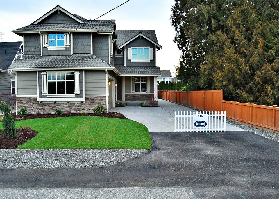 2nd image of 416 17th St SW