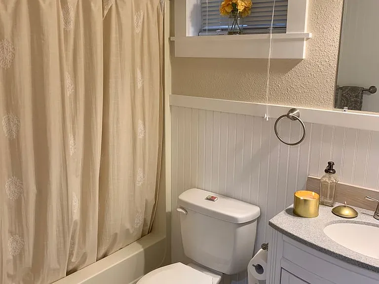 1706 Bertha Ave NW — Photo 11