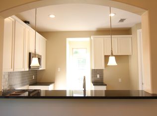 5221 Park Dr, River Oaks, TX 76114