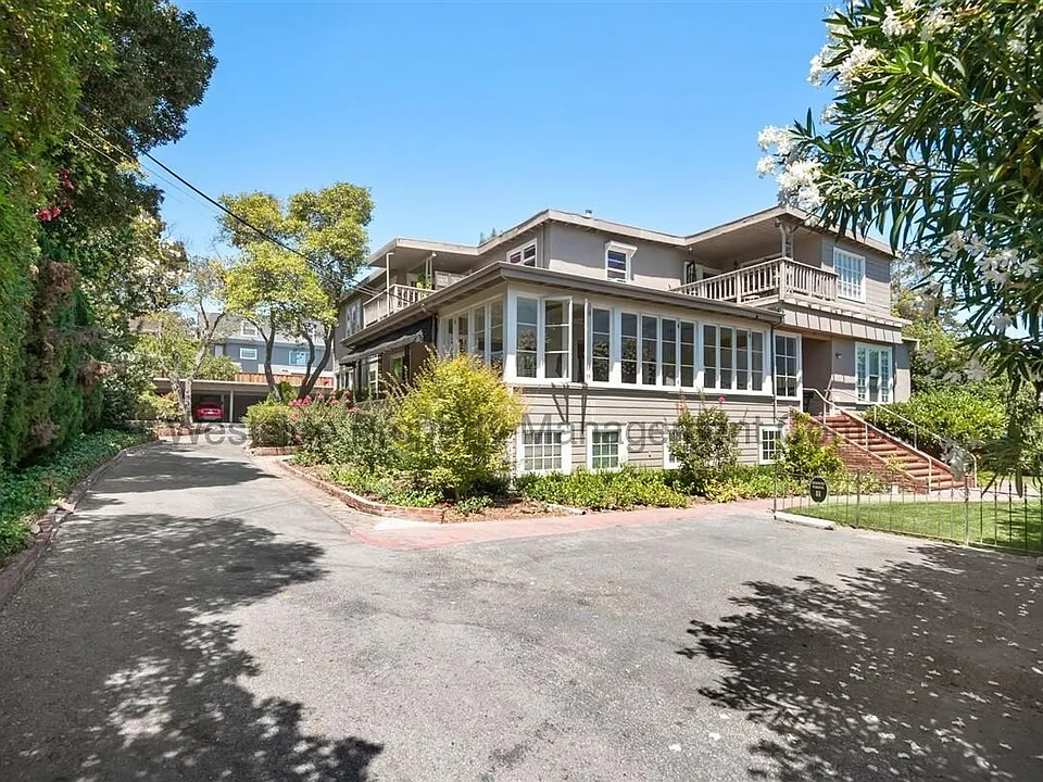 349 Massol Ave #3