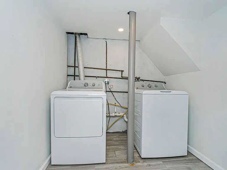 292 Chesterton Ave #1 — Photo 11
