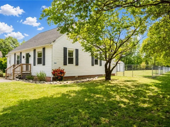 8798 Guinea Rd, Hayes, VA 23072