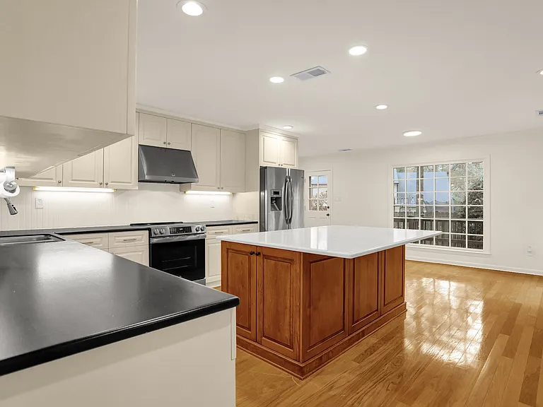 7255 Penbrook Cv — Photo 60