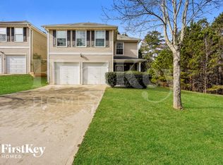 5440 Bluegrass Dr, Atlanta, GA 30349