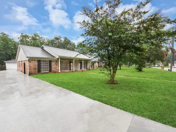 1319 Forsythe Ln, Houston, TX 77073