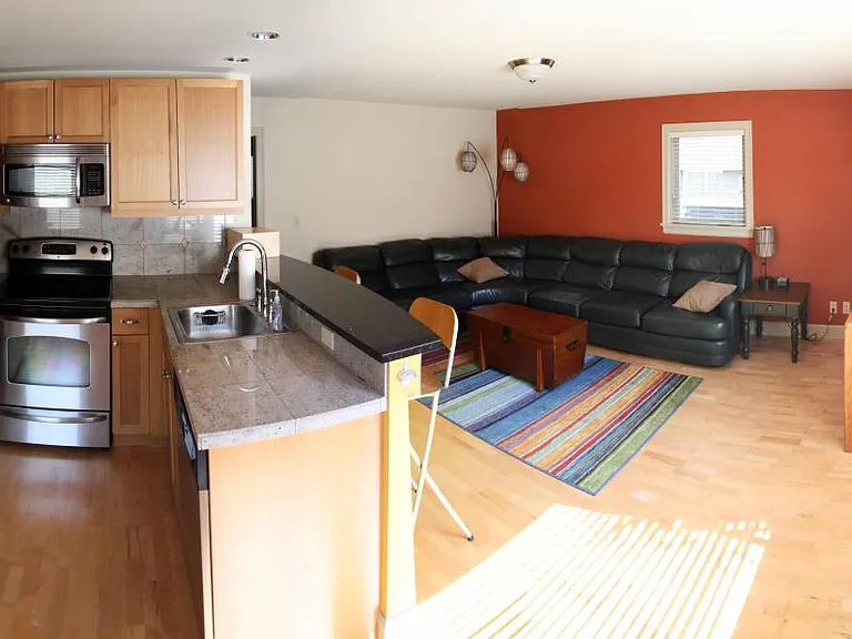 102 Galer St #102 — Photo 2
