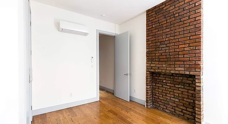 Rented by Cheskel Meisels, LREB | media 5