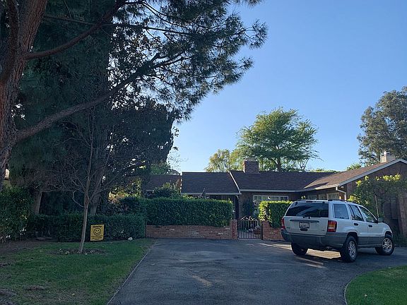 2nd image of 5923 Oakdale Ave