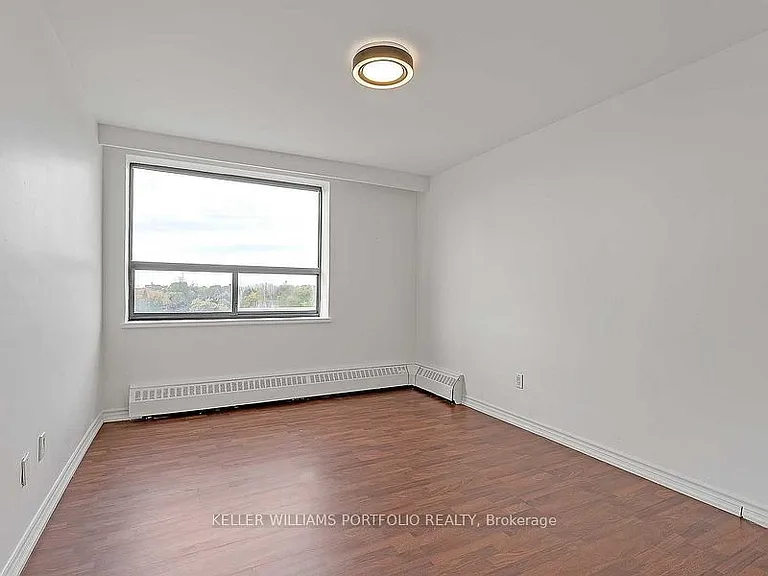 921 Midland Ave #704 — Photo 17