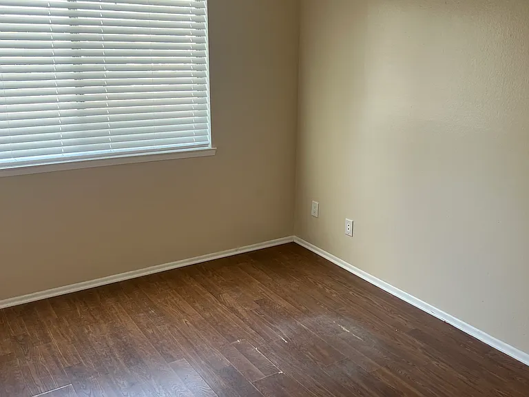 4843 Jackson St #101 — Photo 2