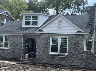 709 M Ave, Cayce, SC 29033