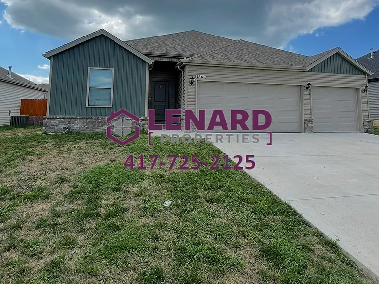 1361 S Lorraine Ave — Photo 1