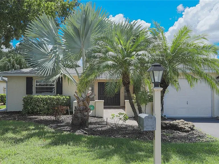 6986 W Country Club Dr N #6986 — Photo 2