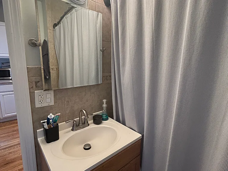 262 Suydam Ave #2 — Photo 7