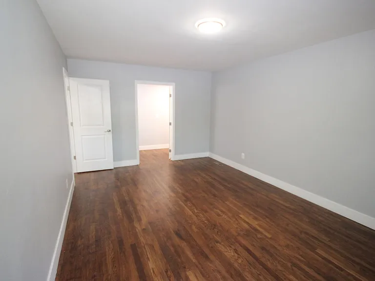 114-118 S Parke St — Photo 32