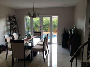 627 SW 130th Pl, Miami, FL 33184