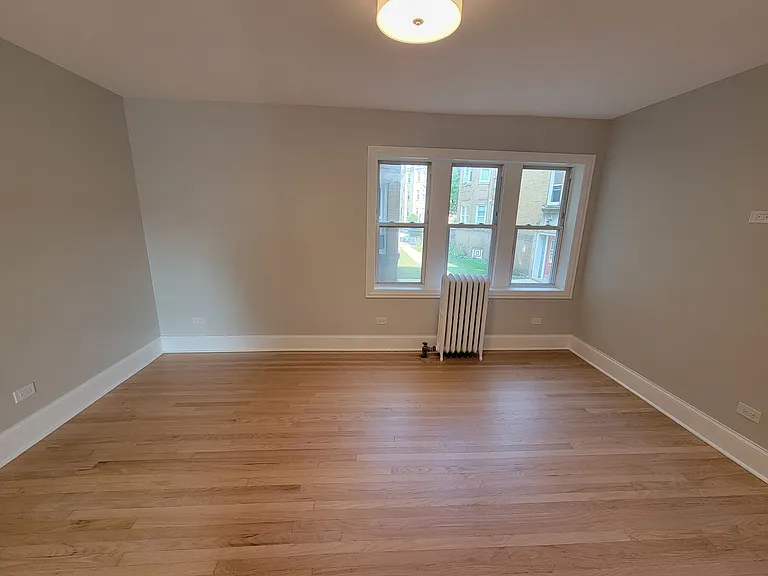6416 N Richmond St #1B — Photo 3