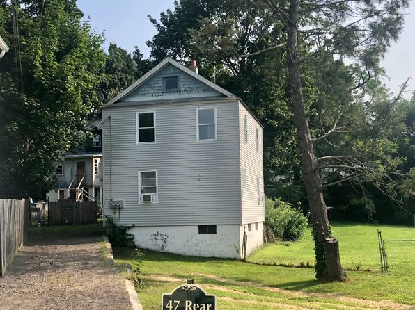 45 Hughes St