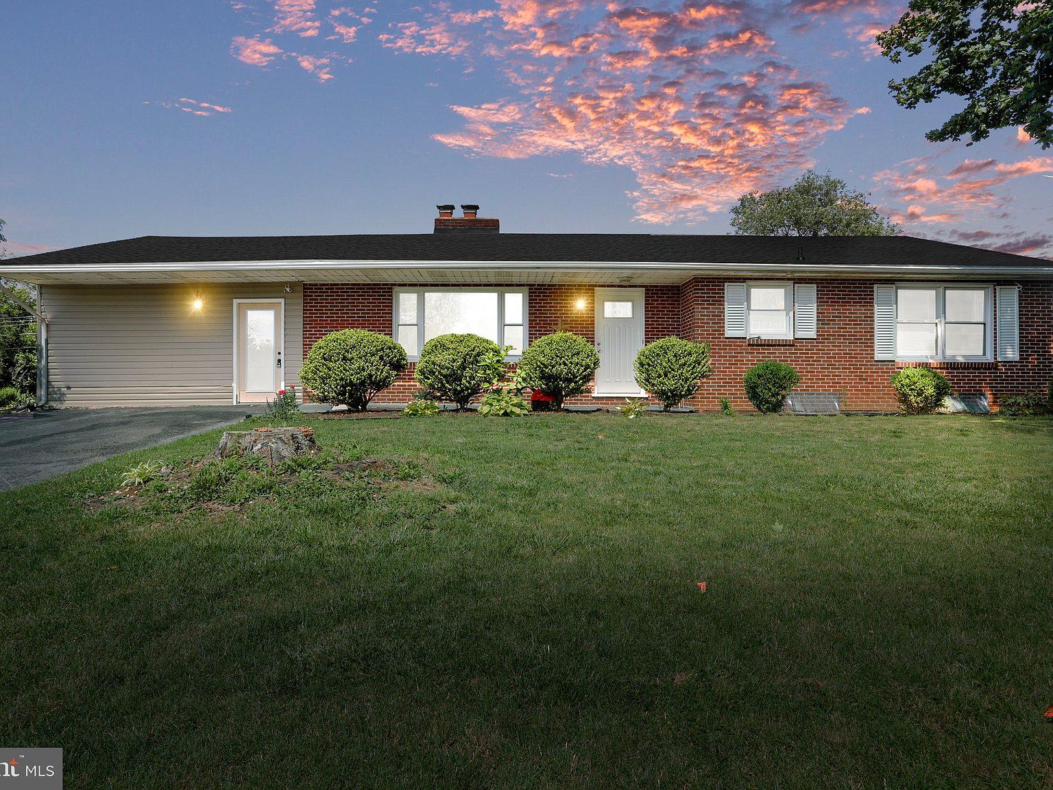 13715 Dixie Dr, Hagerstown, MD 21742 | Zillow