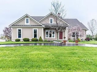 7451 Fosdick Rd, Saline, MI 48176