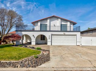 308 Westridge Dr, Grandview, WA