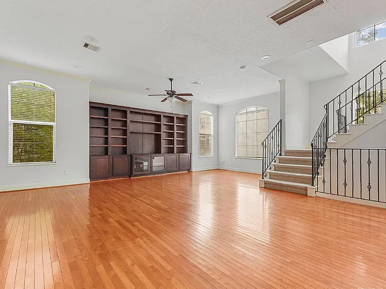2418 Ralph St #A — Photo 12