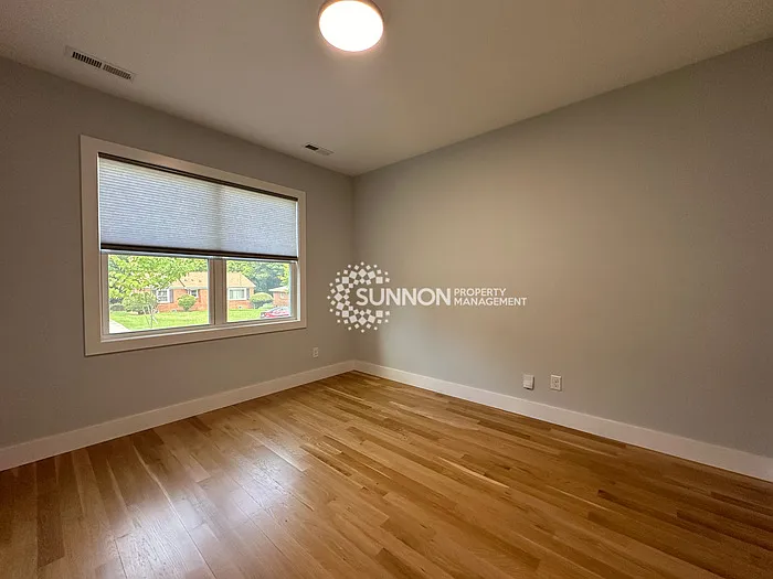 4531 Sampson St — Photo 10