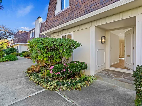 101 Miramonte Dr, Moraga, CA 94556