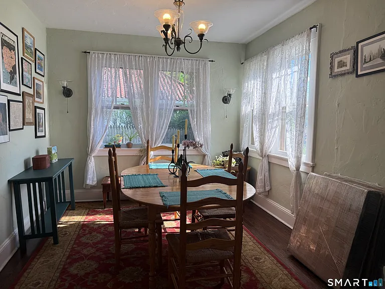 21 Elgin Ave — Photo 14