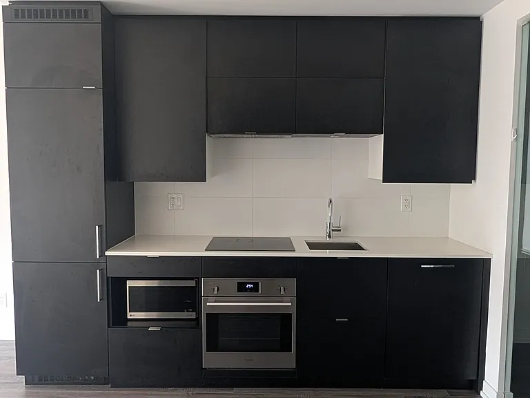 20 Edward St #2212 — Photo 8