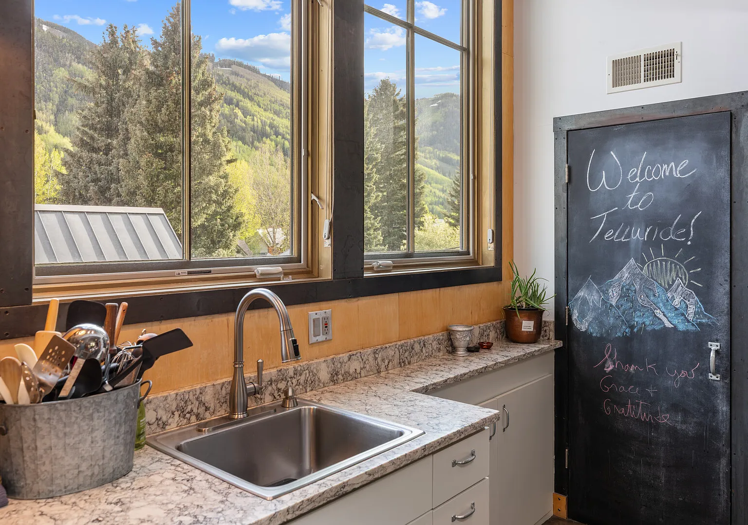 Galena Chalet - Valley View 1 Br, 1 Ba, 2 Half Ba, Sleeps 4 — Photo 4