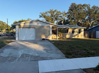 9679 Golden Grove St, Seminole, FL 33772
