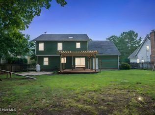95 Archdale Dr, Jacksonville, NC 28546